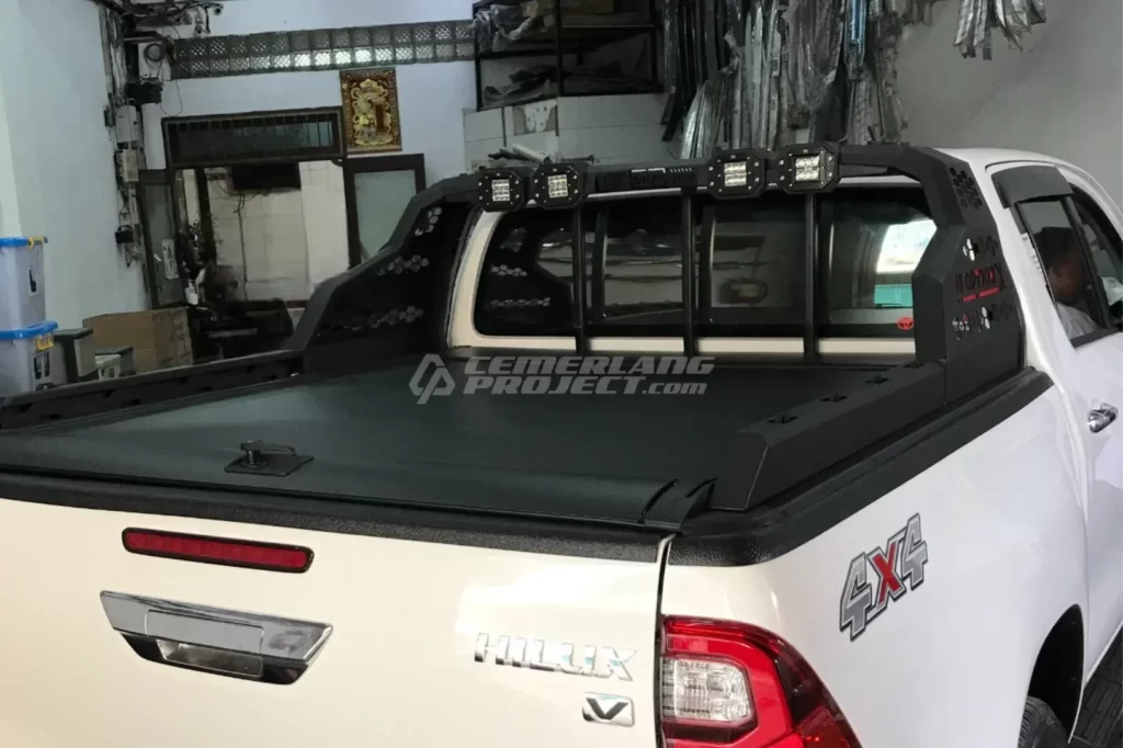 karoseri mobil proyek